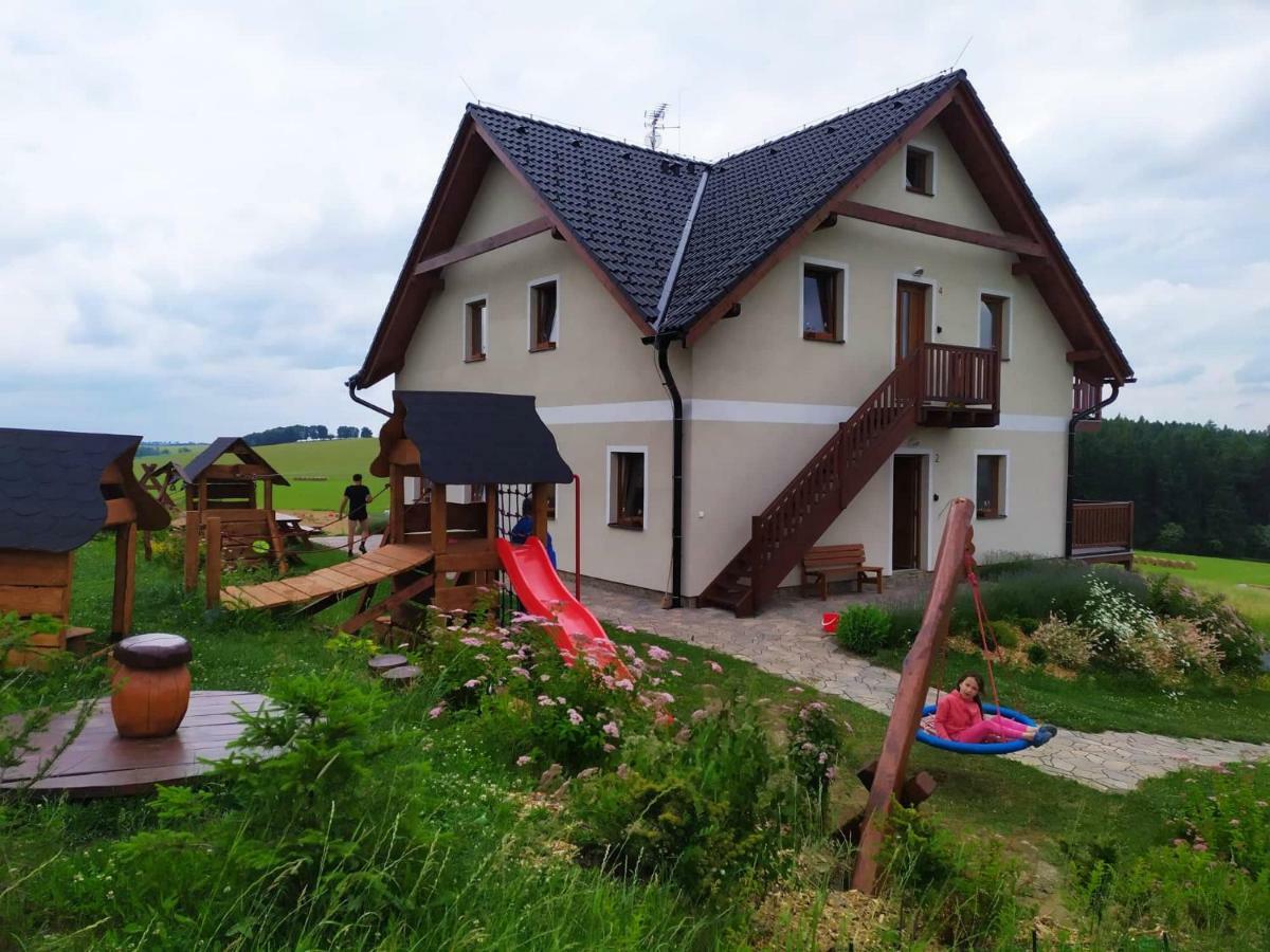 Vaclavov u Bruntalu Apartmany Podhorama מראה חיצוני תמונה